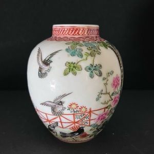 Antique 18th Era‎ Qing Dynasty “Qianlong” Small Ceramic Floral And Birds Vase
